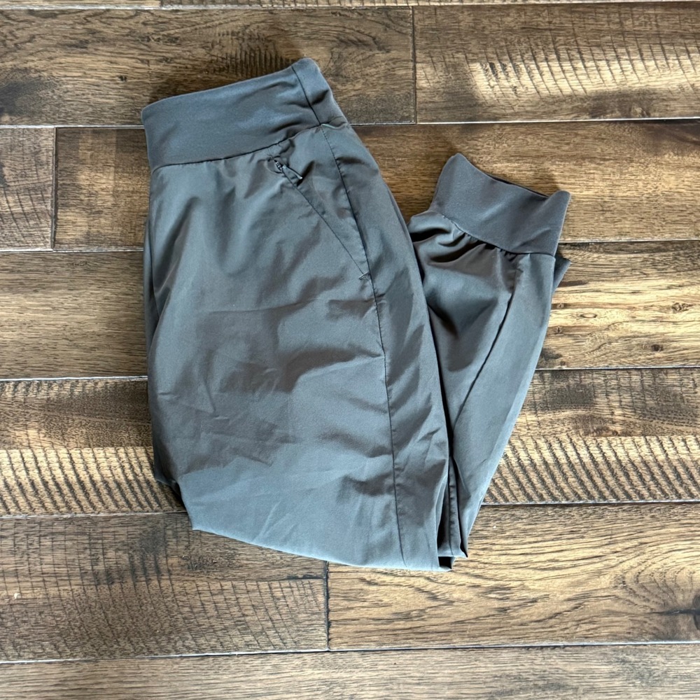Athleta Trekkie North Jogger Pants Womens 6 Dark Gray Hiking Travel Activewear